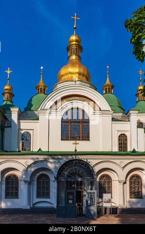 Kiev , Ukraine - 30 Août 2019 : Site De La Cathédrale Saint-Sophie De Kiev Ukraine Europe Banque D'Images