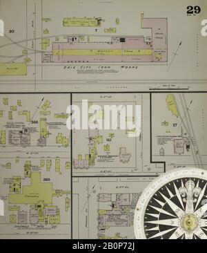 Image 29 De La Carte D'Assurance-Incendie Sanborn D'Erie, Comté D'Erie, Pennsylvanie. 1888. 36 feuille(s). Direction, Amérique, plan de rue avec un compas du XIXe siècle Banque D'Images