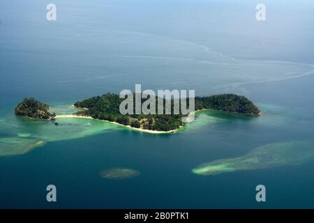 Vue aérienne de l'île de Dinawan, Sabah, Malaisie Banque D'Images