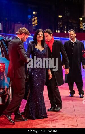 Andreas Schützen und Schützen der Eroeffnung der 70. Berlinale internationale Filmfestspiele mit der My Salinger Year Film Premiere Am Banque D'Images