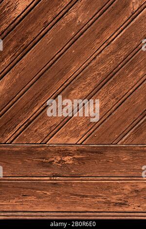 WOM a endommagé la paroi en bois en marron comme fond ou texture Banque D'Images