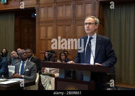 LA HAYE, 18 février 2020 - France agents & délégation, M. F. Alabrume, A. Pele & H. Ascensio le 2ème jour de l'audience sur les immunités et le droit pénal Banque D'Images