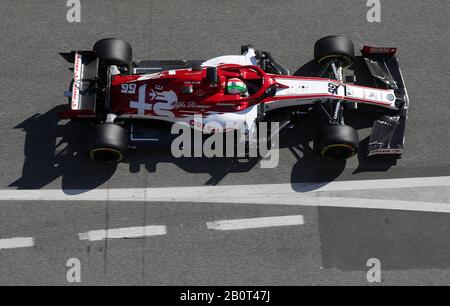 Antonio Giovinazzi d'alfa Romeo dans la voie de la fosse au cours de la troisième journée de tests pré-saison au circuit de Barcelone - Catalunya. Banque D'Images