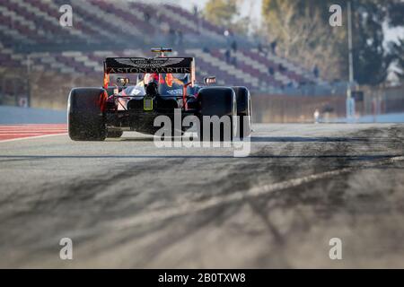 Max Verstappen de RedBull Racing vu en action pendant le troisième jour de F1 Test Days dans le circuit de Montmelo. Banque D'Images