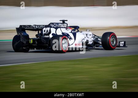 Daniil Kvyat d'Alpha Tauri vu en action au cours du troisième jour de F1 Test Days dans le circuit de Montmelo. Banque D'Images