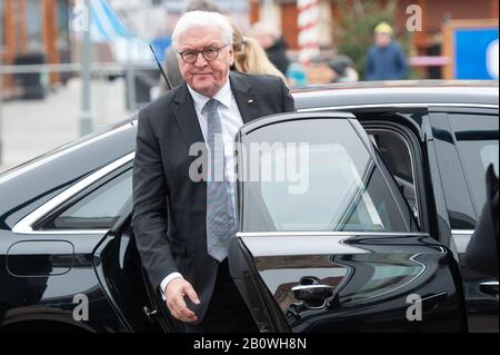 13 février 2020. Kulturpalast, Dresde, Saxe, Allemagne. Le président fédéral allemand, Frank Walter Steinmeier, arrive au Palais de la Culture (Kultu Banque D'Images