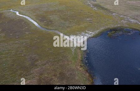 salin, méditerranée, midi, europe, outils agricoles, sel, nature, pêche, riz, lagon, calme, été, horizon, palenque, bleu, fermier, eau, texture, Banque D'Images