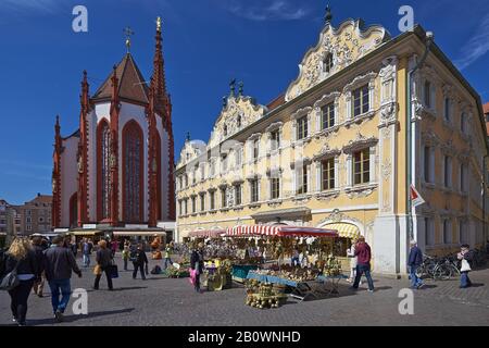 Marché Supérieur Avec Marienkapelle Et Falkenhaus, Wuerzburg, Basse-Franconie, Bavière, Allemagne, Europe Banque D'Images