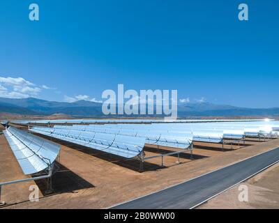 Andasol 1 centrale solaire thermique, Guadix, Espagne, Europe Banque D'Images