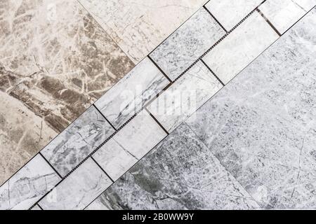 Carreaux de marbre en marbre naturel gris et beige. Banque D'Images