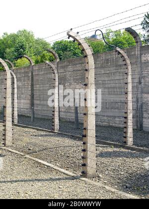 Barrière, Camp De Concentration D'Auschwitz Birkenau, Lesser Pologne, Pologne Banque D'Images