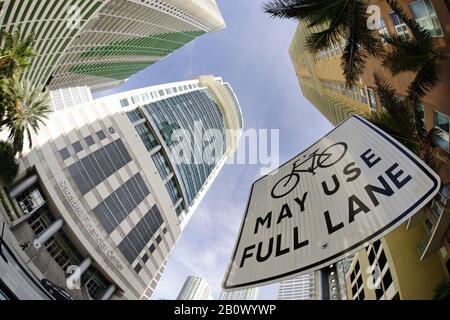 Centre Financier Sabadell, Brickell Avenue, Brickell Financial District, Miami, Floride, États-Unis, Banque D'Images