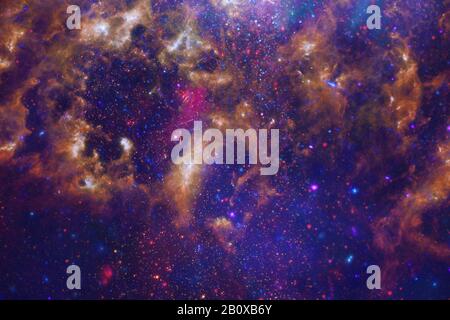 Galaxie des milliers d'années-lumière loin de la Terre. Éléments de cette image fournie par la NASA. Banque D'Images