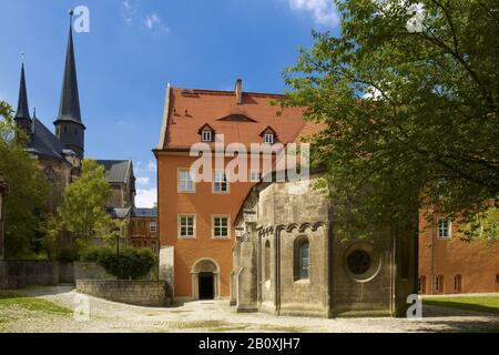 Église et chapelle du monastère avec entrée à la Maison princière de l'est, monastère de Schulpforte, près de Naumburg, Saxe-Anhalt, Allemagne, Banque D'Images