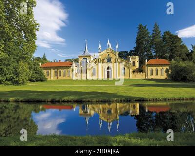 Maison Gothique À Wörlitz Park, Wörlitz, Saxe-Anhalt, Allemagne, Banque D'Images