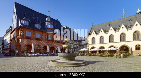 Place du marché avec Kaiserworth et mairie, Goslar, Basse-Saxe, Allemagne, Banque D'Images