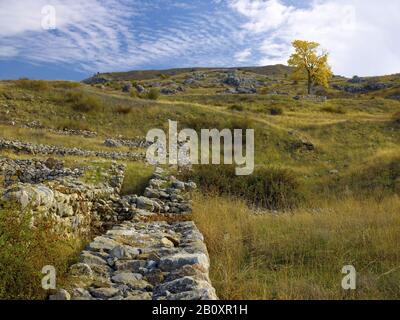 Vestiges muraux de la maison sur la colline, Hittite capitale Hattusha, Bogazkale, Anatolie centrale, Turquie, Banque D'Images