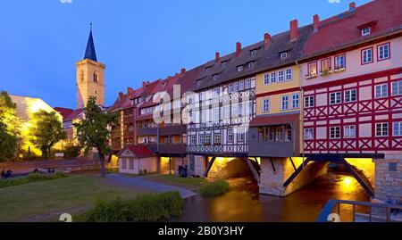 Krämerbrücke avec Aegidienturm à Erfurt, Thuringe, Allemagne, Banque D'Images