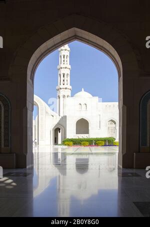 Grande Mosquée Sultan Qaboos À Muscat, Oman, Banque D'Images