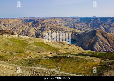 Wadi Al Hasa Avec Barrage De Tannur, Karak / Province De Tafila, Jordanie, Moyen-Orient, Banque D'Images