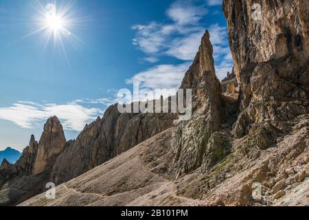 Zigolade Pass, Rosengarten, Dolomites, Tyrol du Sud, Italie Banque D'Images