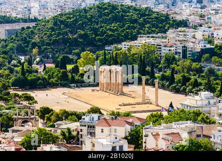 La vue du Temple de Zeus Olympien, Athènes, Grèce Banque D'Images