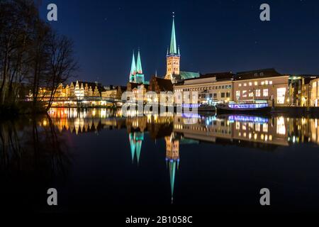 Obertrave, Lübeck, Schleswig-Holstein, Allemagne Banque D'Images