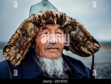 Les hommes mongoles en Chine de la minorité ethnique Meng, Xinjiang. Chine Banque D'Images