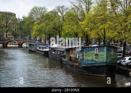 Canal À Amsterdam, Hollande, Pays-Bas Banque D'Images