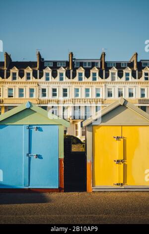 Cottage de plage coloré à Brighton Beach, Brighton, Angleterre Banque D'Images