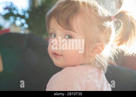 Portrait d'une petite fille Banque D'Images