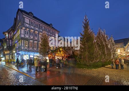 Marché de Noël dans le Schuhhof à Goslar, Basse-Saxe, Allemagne Banque D'Images