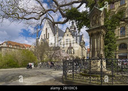 Ancien Monument Bach Avec Thomas Church, Leipzig, Saxe, Allemagne Banque D'Images