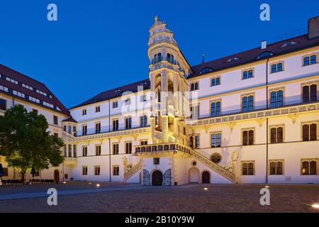 Cour Du Château De Hartenfels Avec Johann-Friedrich-Bau, Grossem Wendelstein, Torgau, Saxe, Allemagne Banque D'Images