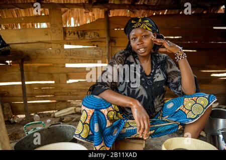 Camp de réfugiés du HCR pour les Fulani, réfugiés de guerre civile de la République centrafricaine, Cameroun, Afrique Banque D'Images