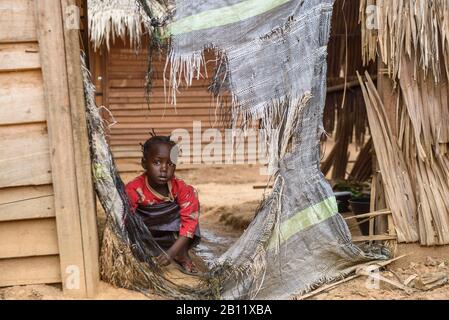 Camp de réfugiés du HCR pour les Fulani, réfugiés de guerre civile de la République centrafricaine, Cameroun, Afrique Banque D'Images