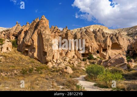 Grotte de la vallée de Zelve, Cappadoce en Turquie. Banque D'Images