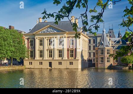 Au Mauritshuis Binnenhof à La Haye, Hollande méridionale, Pays-Bas, Benelux Banque D'Images