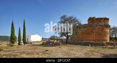 Site archéologique romain, le temple de l'eau de l'arrière de Milreu, Estói, Algarve, Faro, Portugal Banque D'Images