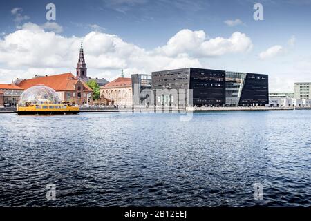 Nouvelle extension à la Bibliothèque royale danoise, appelé Diamant Noir ou Den Sorte Diamant sur Inderhavn dans Slotsholmen, Copenhague, Danemark Banque D'Images