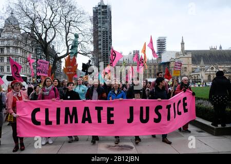 Londres, Royaume-Uni. 22 février 2020. Extinction Rébellion de la protestation sur le changement climatique et mars à Londres "Assez Est suffisant: Ensemble Nous Mars". Crédit: Matthew Chattle/Alay Live News Banque D'Images