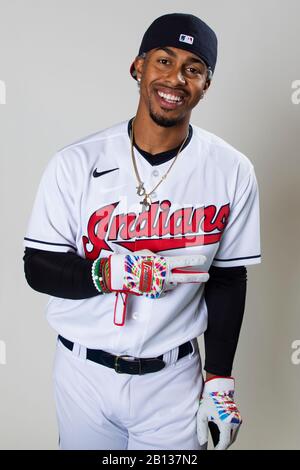 Cleveland Indians shortstop Francisco Lindor pose pour un portrait pendant la journée de photo le mercredi 19 février 2020 à Goodyear, Arizona, États-Unis. (Photo par IOS/ESPA-Images) Banque D'Images