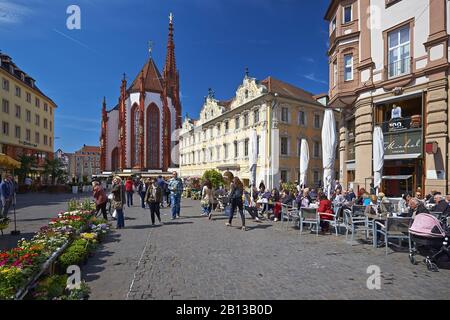 Place Du Marché Supérieur Avec Chapelle St Mary'S Et Falkenhaus, Würzburg, Basse-Franconie, Bavière, Allemagne, Europe Banque D'Images