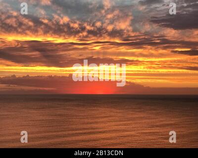 Coucher De Soleil À Punta Ballena, Punta Del Este, Uruguay Banque D'Images