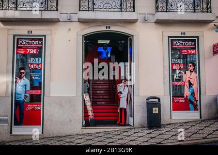 magasin de lunettes de soleil ray ban à lisbonne Banque D'Images