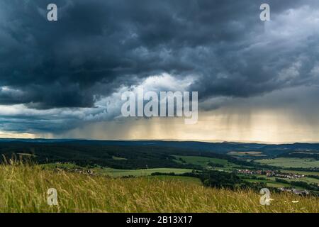 Orage à Leuchtenburg,Seitenroda,Thuringe,Allemagne Banque D'Images