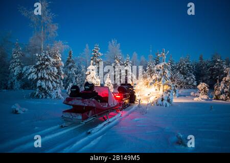 Village de Noël à Rovaniemi juste avant Noël, Finlande Banque D'Images