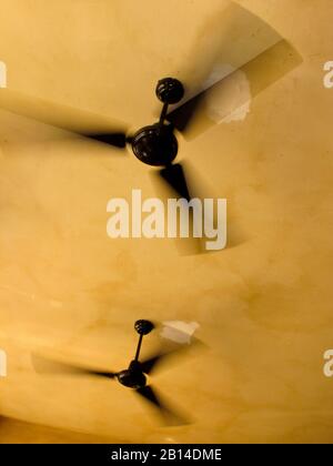 Ventilateur de plafond double. Prague. République Tchèque Banque D'Images