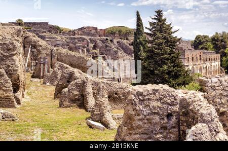 Ruines De Pompéi, Italie. Pompéi est une ancienne ville romaine décédée de l'éruption du Vésuve en 79 après Jésus-Christ. Banque D'Images