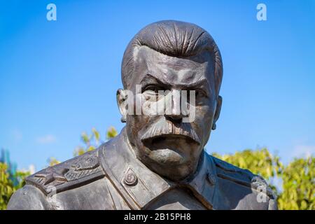 Livadia, Russie - 17 mai 2016 : statue du leader soviétique Staline par Zurab Tsereteli dans le Palais Livadia, Crimée. La célèbre Conférence de Yalta s'est tenue Banque D'Images